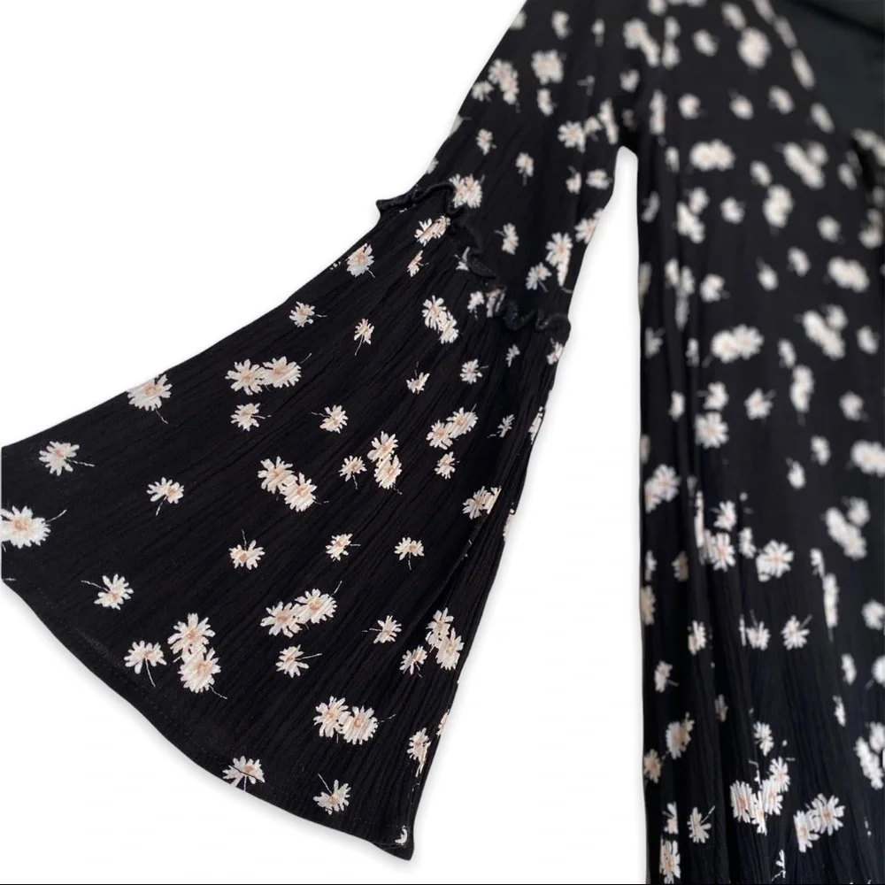 SOLD | Vestique | Bohemian Floral Dress | Small - Picture 3 of 5